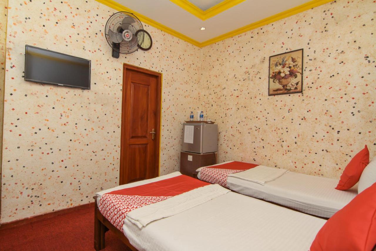 Hotel Oyo 112 Al Manaal Residency Colombo Esterno foto