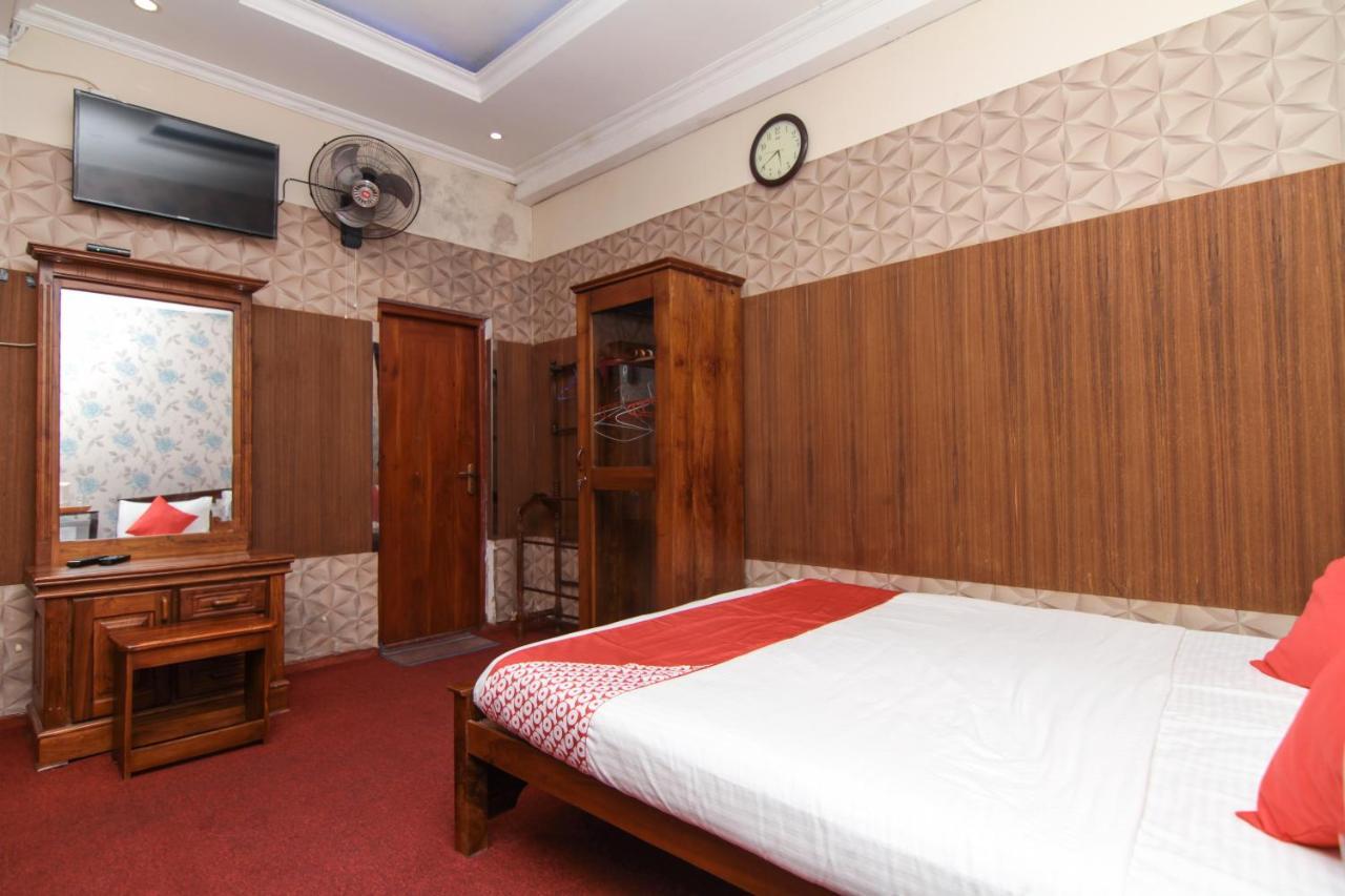 Hotel Oyo 112 Al Manaal Residency Colombo Esterno foto